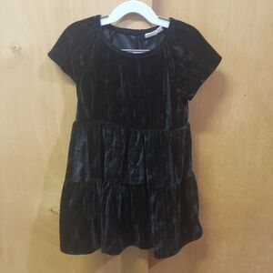 Gap Kids Girl’s Small Black Velour Tiered Short Sleeve Elastic Waist Dress EEE